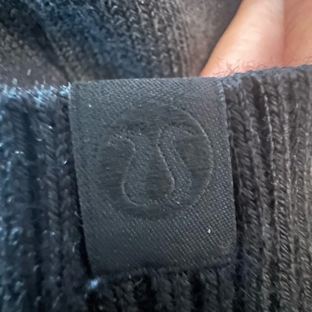Lululemon Black Merino Wool Blend Gloves XL